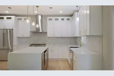 941 Beverly Dr, Westfield, NJ 07090 - Photo 12