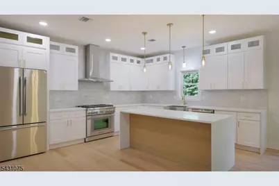 941 Beverly Dr, Westfield, NJ 07090 - Photo 10
