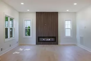 941 Beverly Dr, Westfield, NJ 07090 - Photo 6