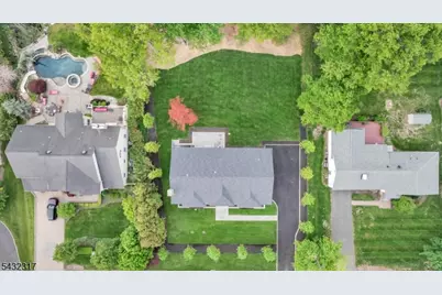 266 Brooklake Rd, Florham Park, NJ 07932 - Photo 2