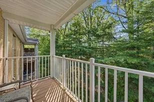 166 Vista Dr, Hanover Township, NJ 07927 - Photo 18
