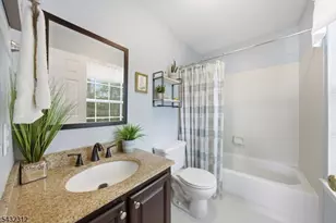 166 Vista Dr, Hanover Township, NJ 07927 - Photo 16