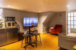 555 Jackson Ave, Rahway, NJ 07065 - Photo 4