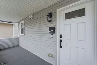 32 Willard St, Garfield, NJ 07026 - Photo 4