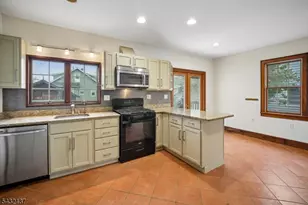8 Garden Pl, Cranford Township, NJ 07016 - Photo 6