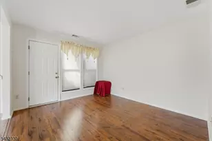 37 Giggleswick Way, Edison Twp., NJ 08820 - Photo 34
