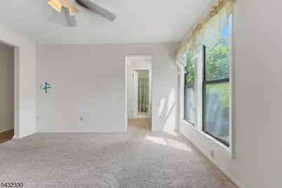 37 Giggleswick Way, Edison Twp., NJ 08820 - Photo 36