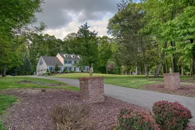 40 Rustic Trl, Raritan Township, NJ 08822 - Photo 1