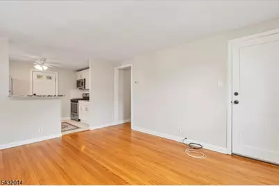 609 Willow Ave, Garwood, NJ 07027 - Photo 4