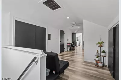374 E 27th St, Paterson, NJ 07514 - Photo 16