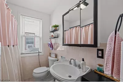 374 E 27th St, Paterson, NJ 07514 - Photo 12