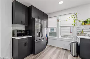 378 E 27th St, Paterson, NJ 07514 - Photo 10