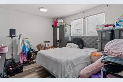 374 E 27th St, Paterson, NJ 07514 - Photo 14