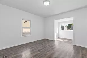115 Carlisle Terrace, Plainfield, NJ 07062 - Photo 4