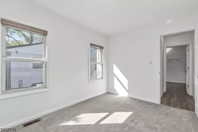 115 Carlisle Ter, Plainfield, NJ 07062 - Photo 14