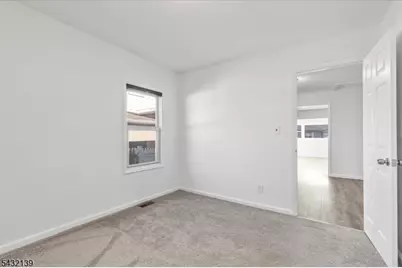 115 Carlisle Ter, Plainfield, NJ 07062 - Photo 12