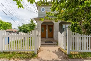 34 Erie St, Elizabeth, NJ 07206 - Photo 2