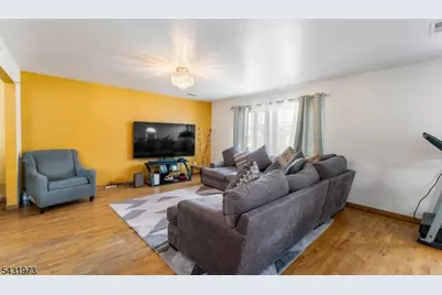 34 Erie St, Elizabeth, NJ 07206 - Photo 22