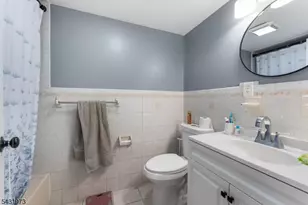 34 Erie St, Elizabeth, NJ 07206 - Photo 16
