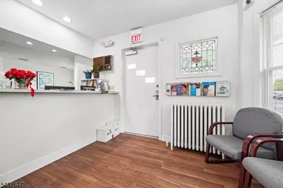 923 Park Ave, Plainfield, NJ 07060 - Photo 4