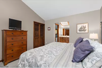 117 Old Clinton Rd, Raritan Township, NJ 08822 - Photo 24