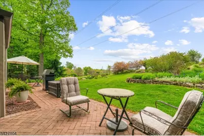 117 Old Clinton Rd, Raritan Township, NJ 08822 - Photo 32