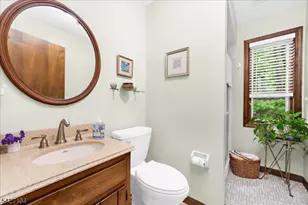 117 Old Clinton Rd, Raritan Township, NJ 08822 - Photo 18