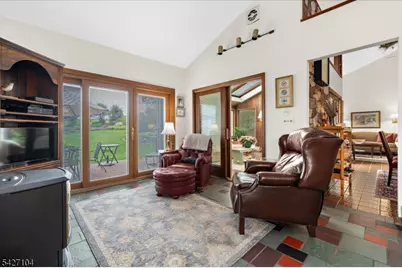 117 Old Clinton Rd, Raritan Township, NJ 08822 - Photo 14