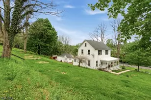 206 Race St, Alexandria Township, NJ 08867 - Photo 2