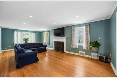 22 Homestead Ter, Scotch Plains Township, NJ 07076 - Photo 6