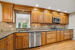 22 Homestead Terrace, Scotch Plains Township, NJ 07076 - Photo 10