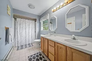 10 Reaville Ct, Parsippany, NJ 07054 - Photo 22