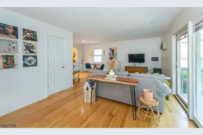 39 Harrison Ave #9, Montclair, NJ 07042 - Photo 2