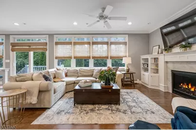 700 Gallows Hill Rd, Cranford Township, NJ 07016 - Photo 10