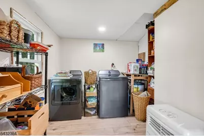 20 Plaza Dr, Hampton Township, NJ 07860 - Photo 20
