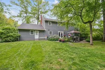 5 Blanchet Ct, Florham Park, NJ 07932 - Photo 36