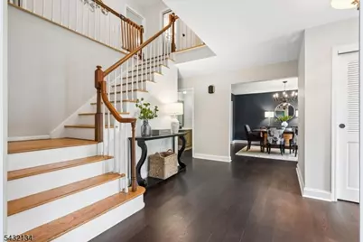 5 Blanchet Ct, Florham Park, NJ 07932 - Photo 4