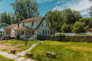 114 Martin St, Roselle, NJ 07203 - Photo 32