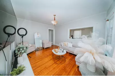 114 Martin St, Roselle, NJ 07203 - Photo 8
