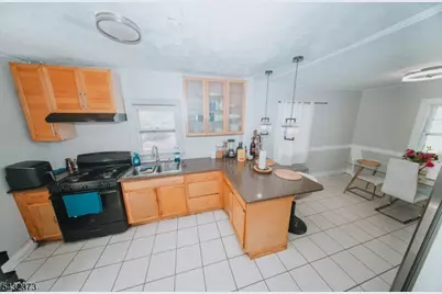 114 Martin St, Roselle, NJ 07203 - Photo 4