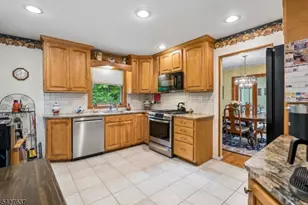 6 Waters Edge, Kinnelon, NJ 07405 - Photo 8