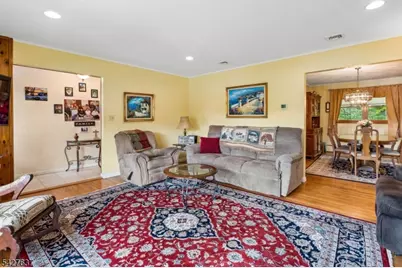 6 Waters Edge, Kinnelon, NJ 07405 - Photo 4