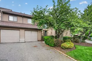 169 Castle Ridge Dr, East Hanover Township, NJ 07936 - Photo 1