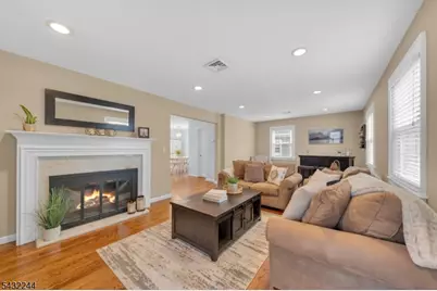 15 Oak Pl, Hawthorne, NJ 07506 - Photo 6