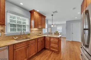 15 Oak Pl, Hawthorne, NJ 07506 - Photo 14