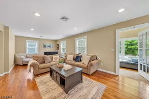 15 Oak Pl, Hawthorne, NJ 07506 - Photo 10