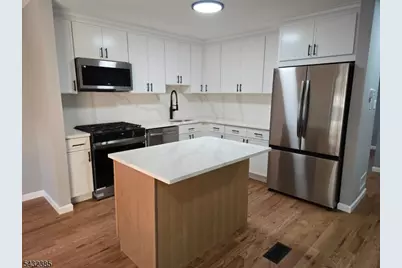 38 Fox Hill Ln, Hillsborough Township, NJ 08844 - Photo 2