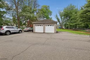 15 W Bradford Ave, Cedar Grove, NJ 07009 - Photo 28