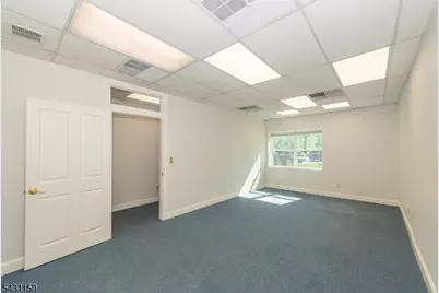 490 Schooleys Mountain Rd, Washington Township, NJ 07840 - Photo 10