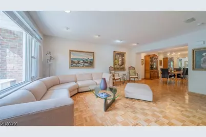 41 Wareham Court, Scotch Plains Township, NJ 07076 - Photo 4